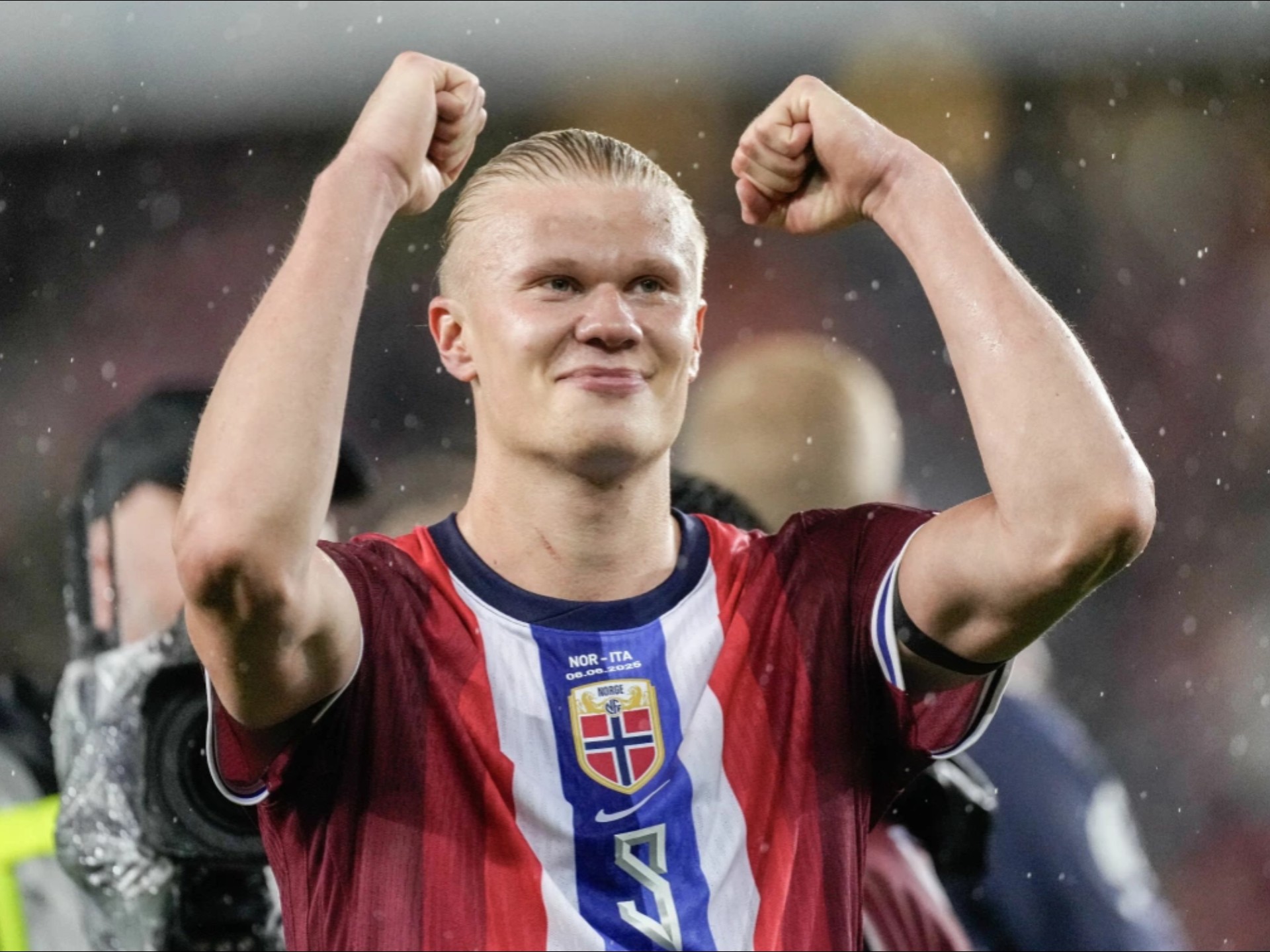 陷入窘境！曾凡博赛后独自离场，一分钟没上被裁也要跟队回美国